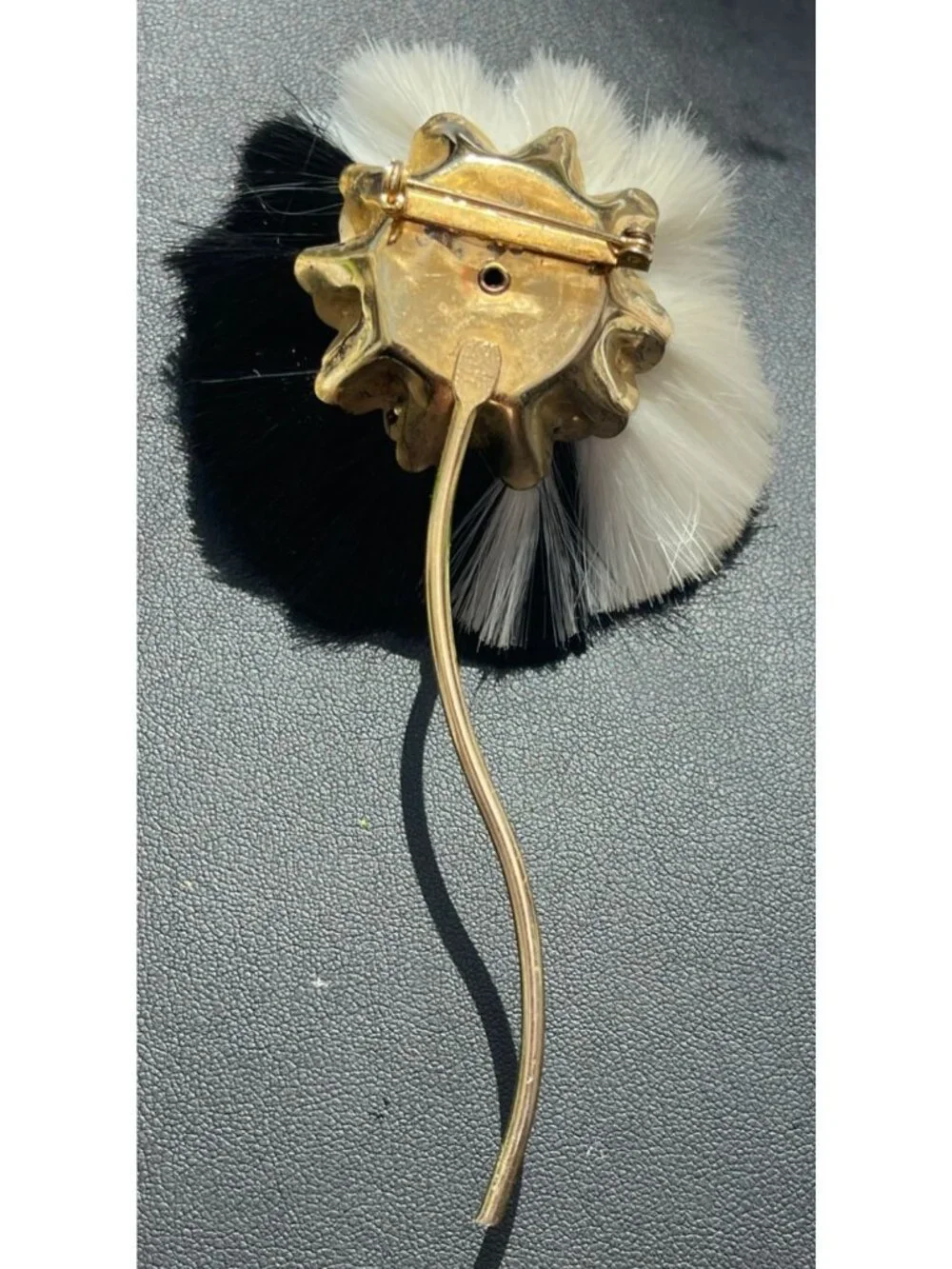 Hattie Carnegie Unsigned Vintage Powder Puff Brushing Flower Brooch Retro Mod Ar